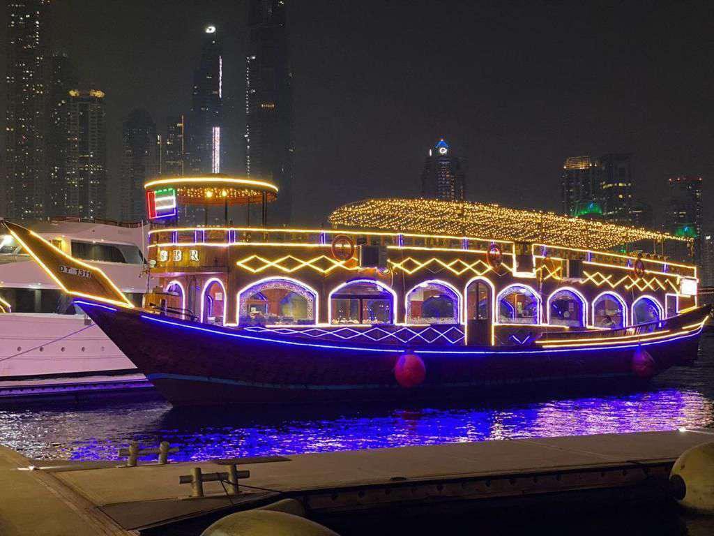 Dhow Cruise Marina Harbour